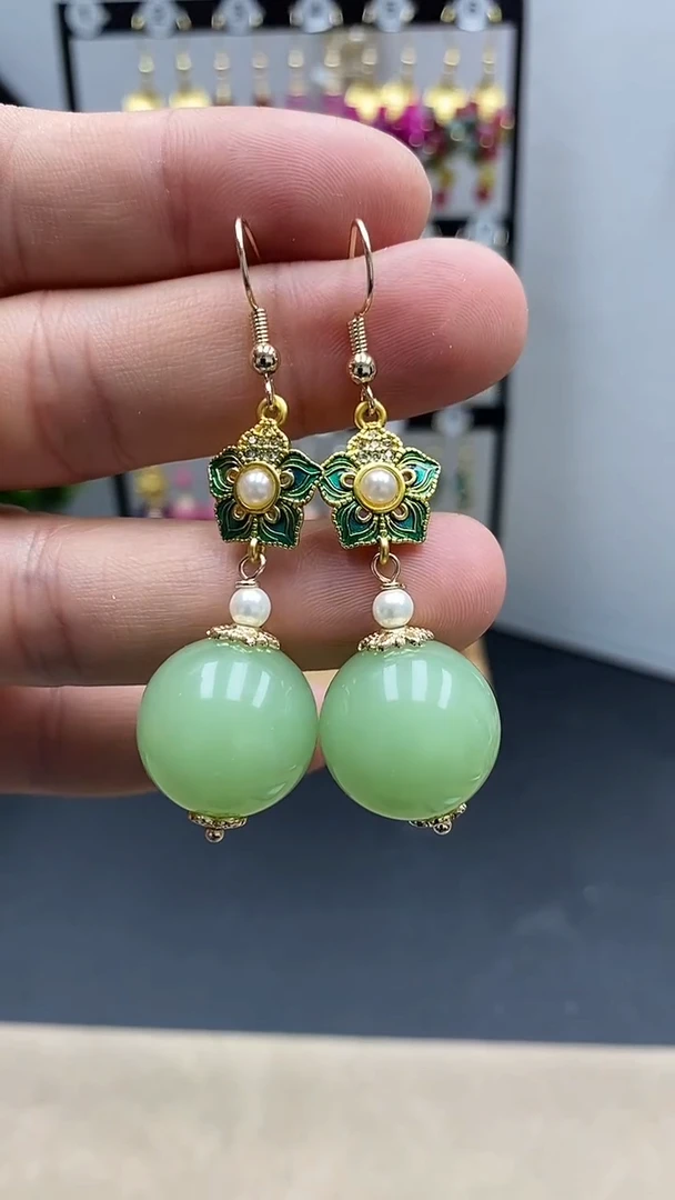 【闪购商品】和田玉耳饰银S925镀金镶嵌尺寸18mmQ1