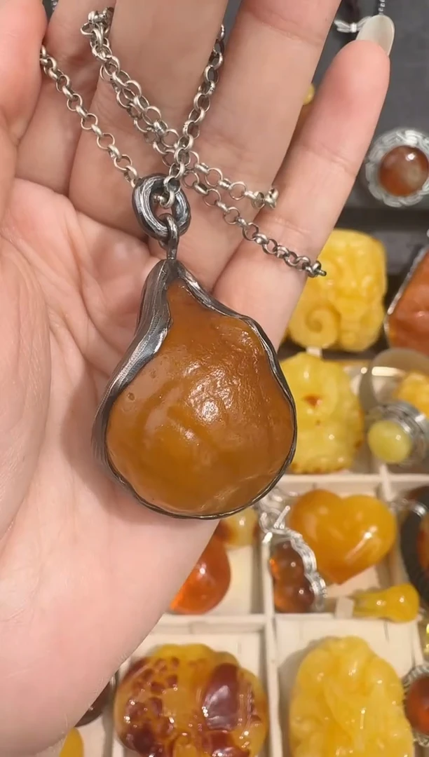 裸石琥珀未镶嵌?***草琥珀