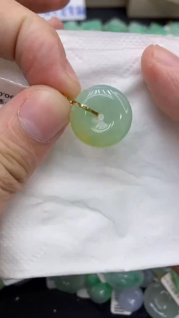 颈饰18K金镶嵌翡翠天然缅甸A货翡翠