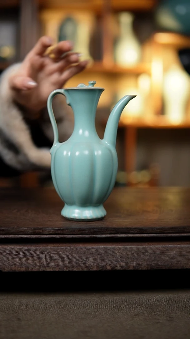 【闪购商品】杯仿古天青如意执壶瑕