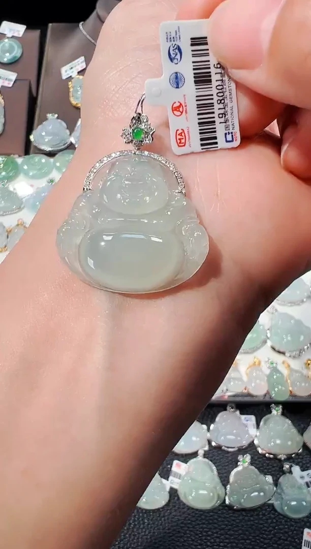 【闪购商品】翡翠吊坠(不含链)18K金镶嵌佛公吊坠116