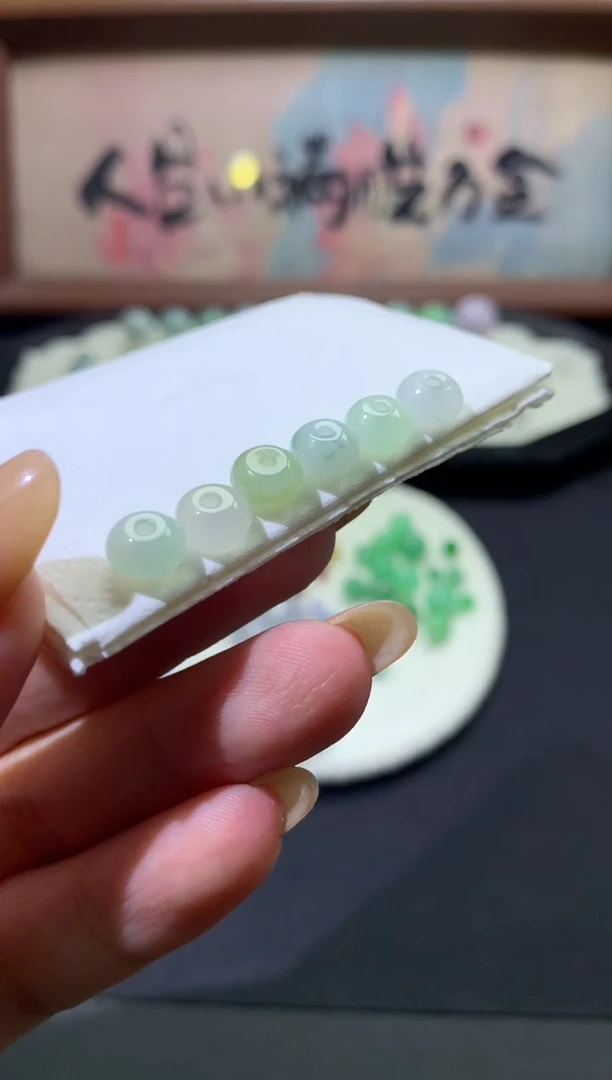 定制翡翠未镶嵌卡7