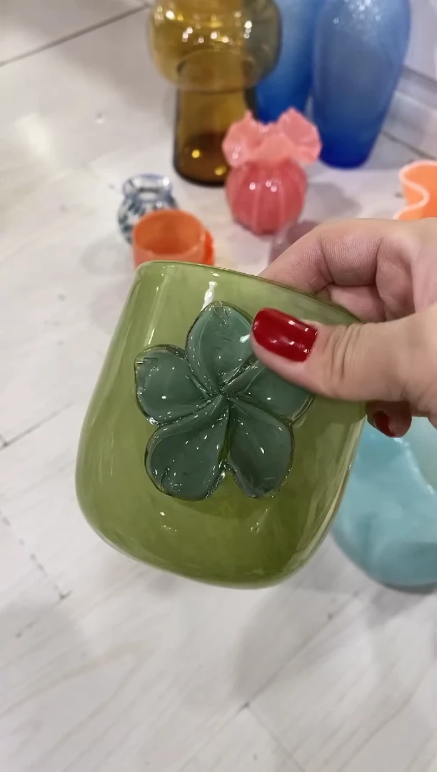 Z***!慕忆家手作琉璃花瓶微瑕