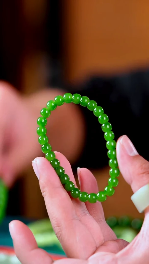 未镶嵌手串和田玉（碧玉）老型珠7mm