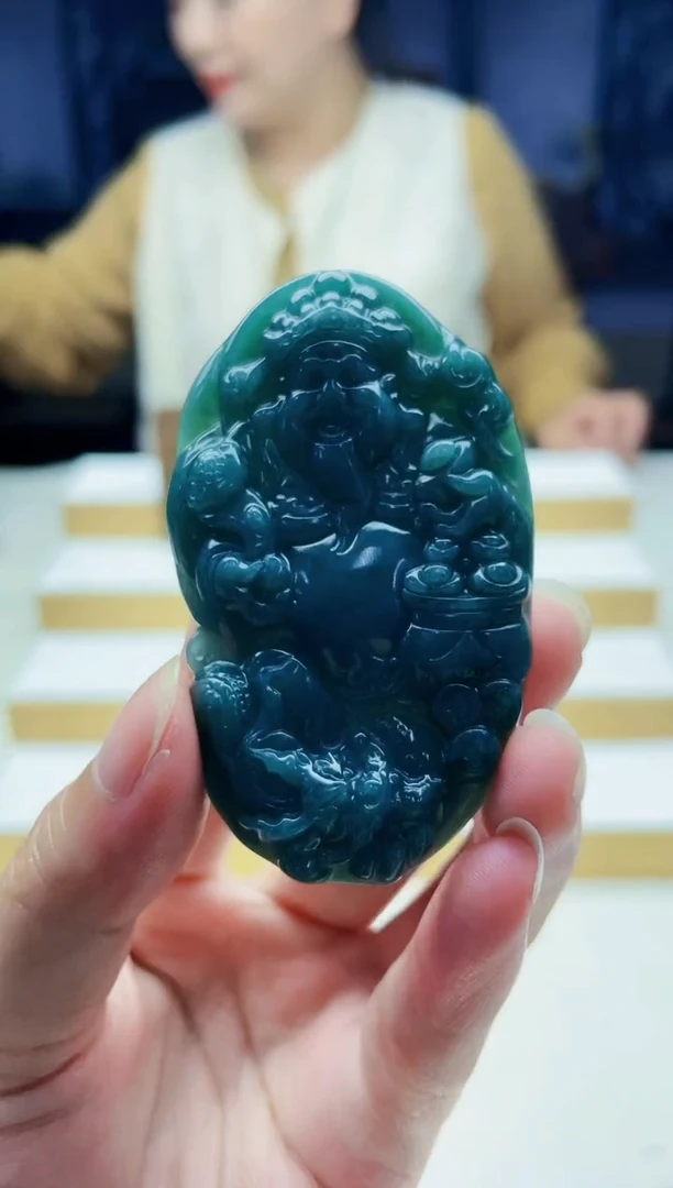 颈饰未镶嵌翡翠09200030