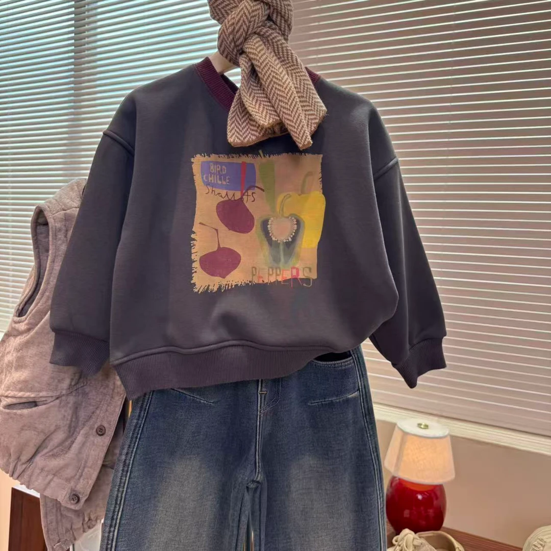 【现货】vilimama2025秋冬款水果甜椒印花灰色加绒圆领卫衣D85068