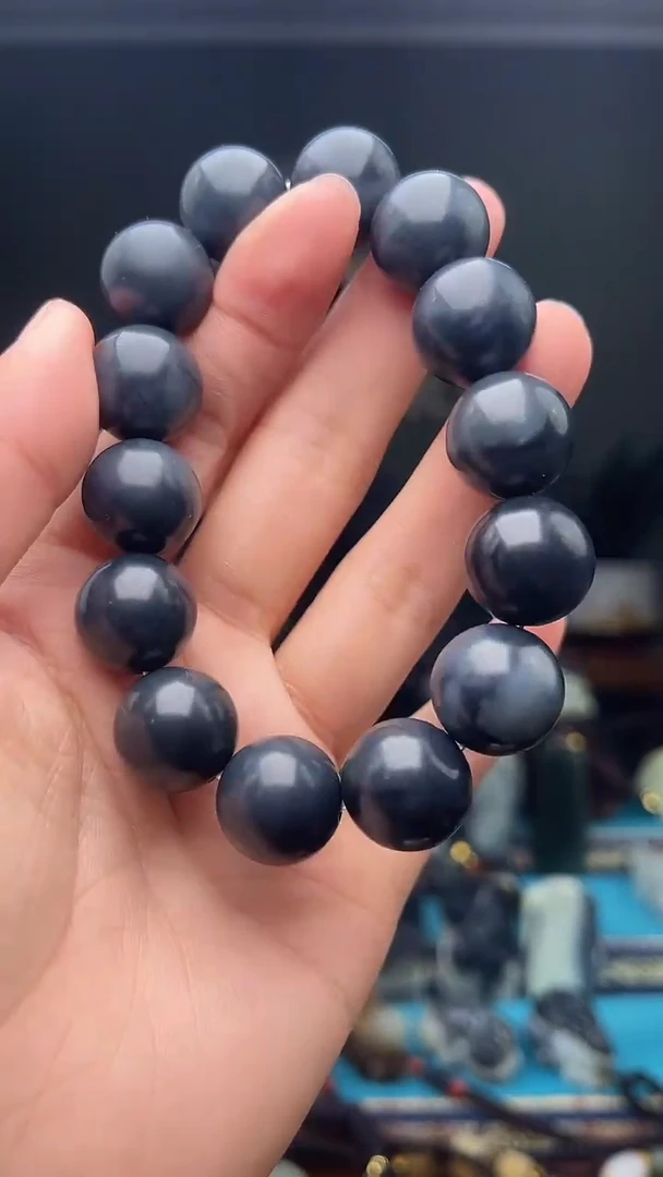 未镶嵌和田玉挂件1