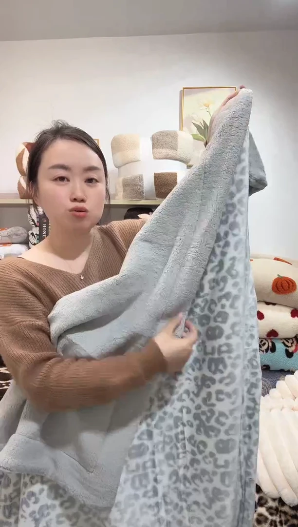 聚酯纤维127*152背印豹纹