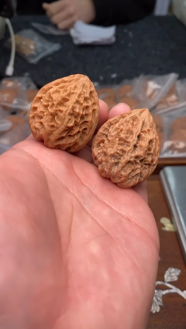 【闪购商品】文玩核桃把件G134号34尺野牛