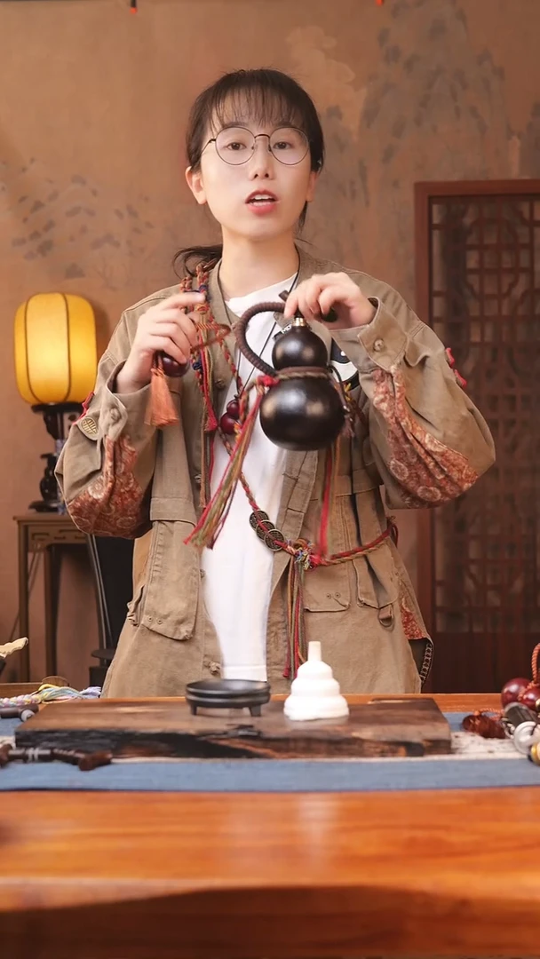 1218号链接精品大漆葫芦现货现发[一物一拍]
