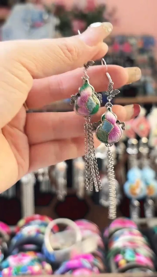 艺枝独绣手工饰品168