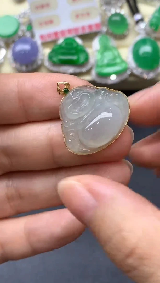 颈饰18K金镶嵌翡翠234-中国好珍宝