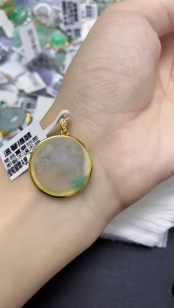 颈饰未镶嵌翡翠天然缅甸翡翠A货多样性发一件