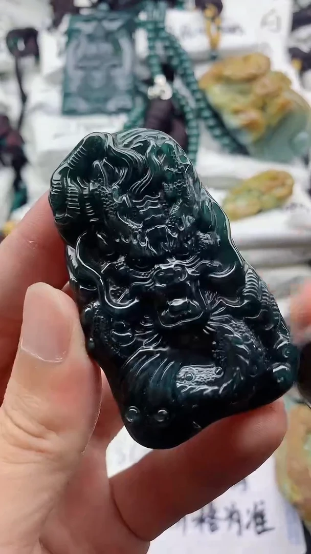 翡翠未镶嵌颈饰8888888888