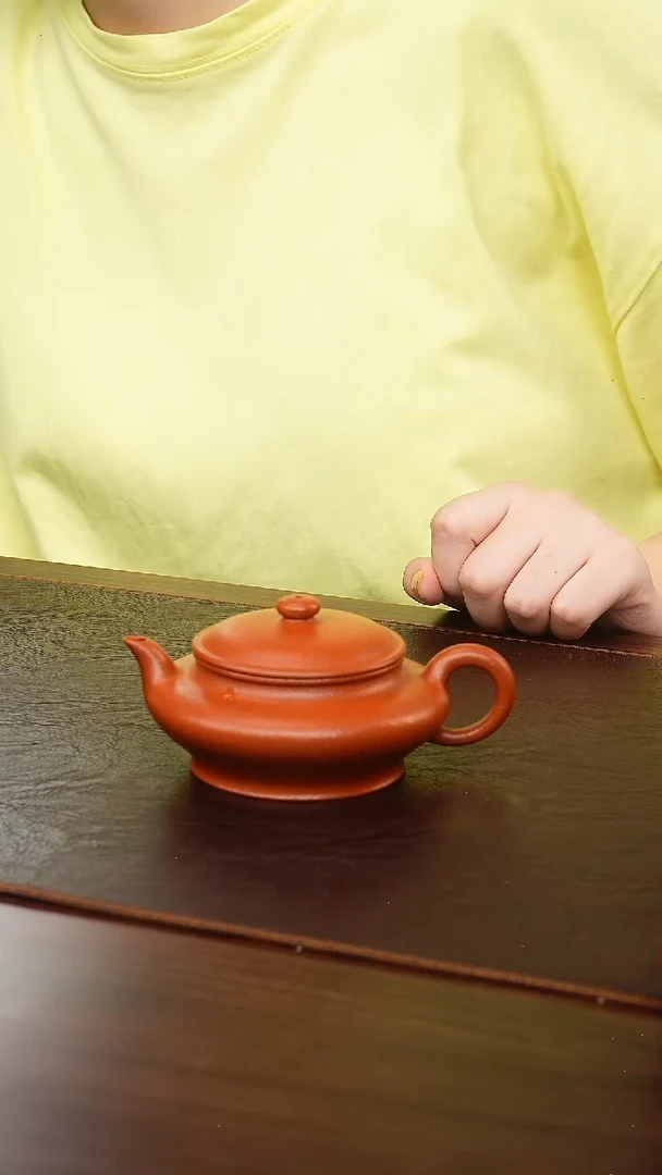 茶壶紫砂侯峰99纯红虚扁170cc