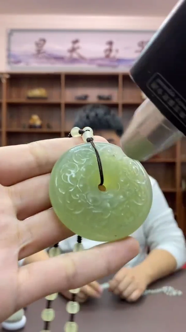 【闪购商品】岫玉颈饰未镶嵌平安扣吊坠回纹