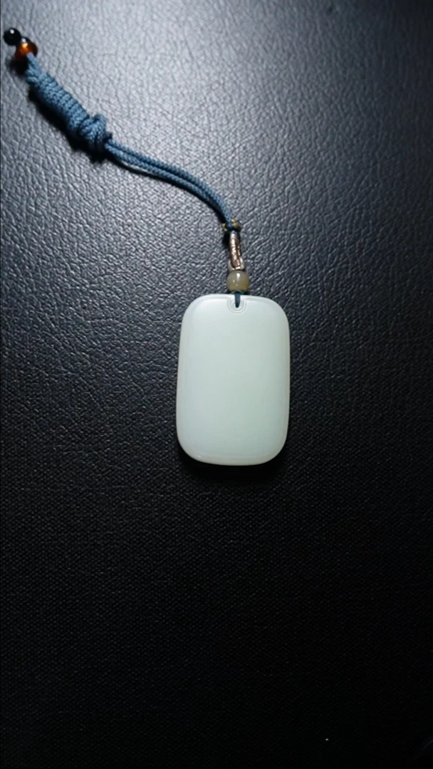 【闪购商品】和田玉颈饰未镶嵌无事牌