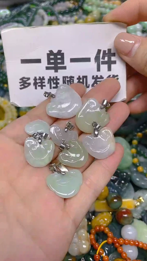 颈饰未镶嵌翡翠纹裂瑕疵处理,一单一个多样性发一件