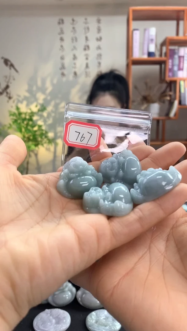 【闪购商品】翡翠颈饰未镶嵌佛公767多样性发一件