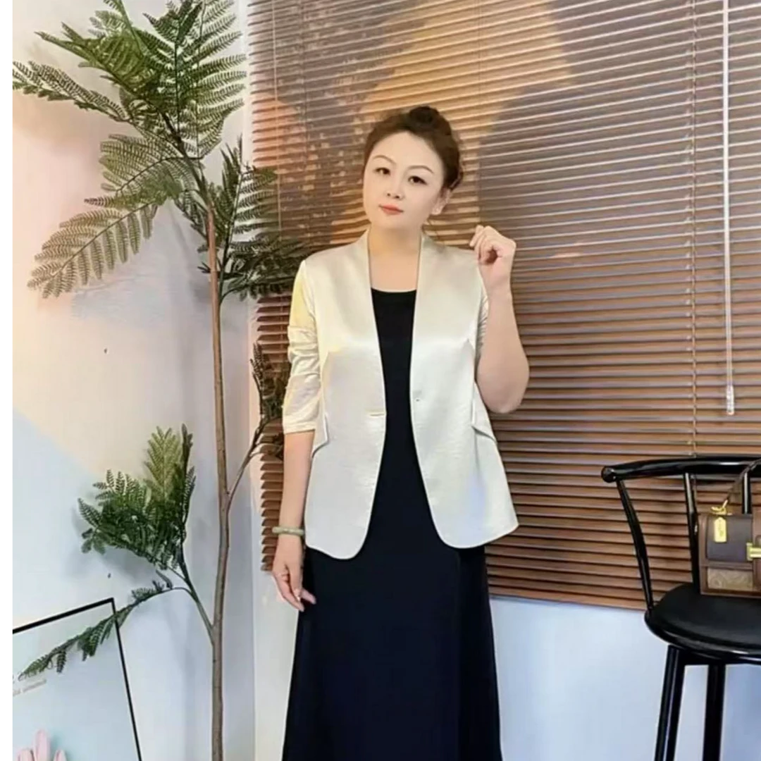 2025秋季修身显瘦正肩款休闲西装韩版百搭洋气时尚款8020