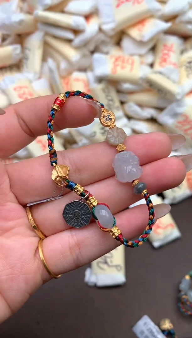 【闪购商品】翡翠手绳未镶嵌—