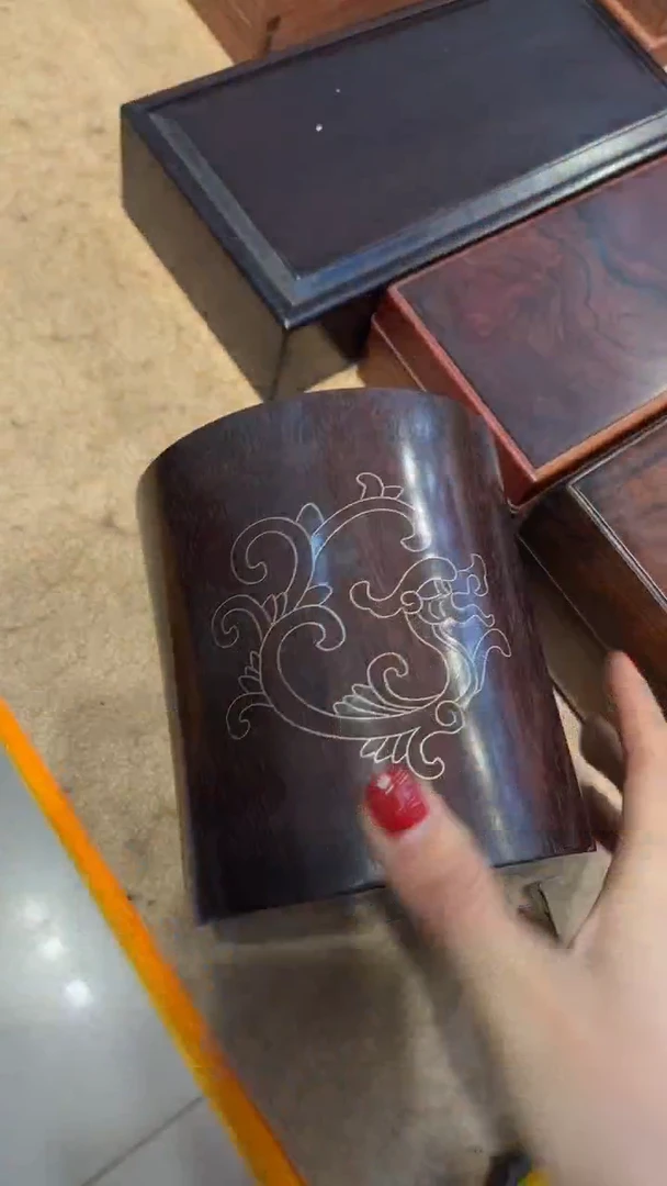 【闪购商品】木紫檀笔筒紫檀笔筒