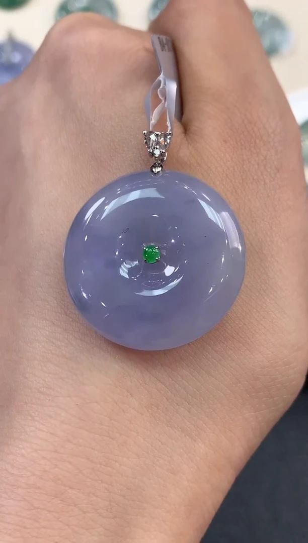 【闪购商品】翡翠吊坠(不含链)18K金镶嵌 B18有色差