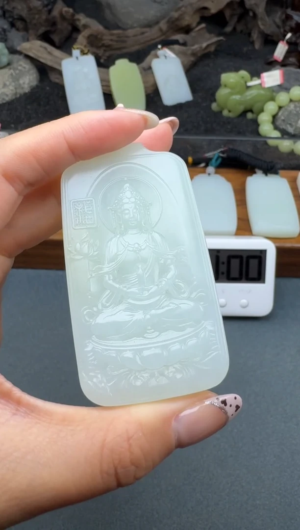 颈饰未镶嵌和田玉3