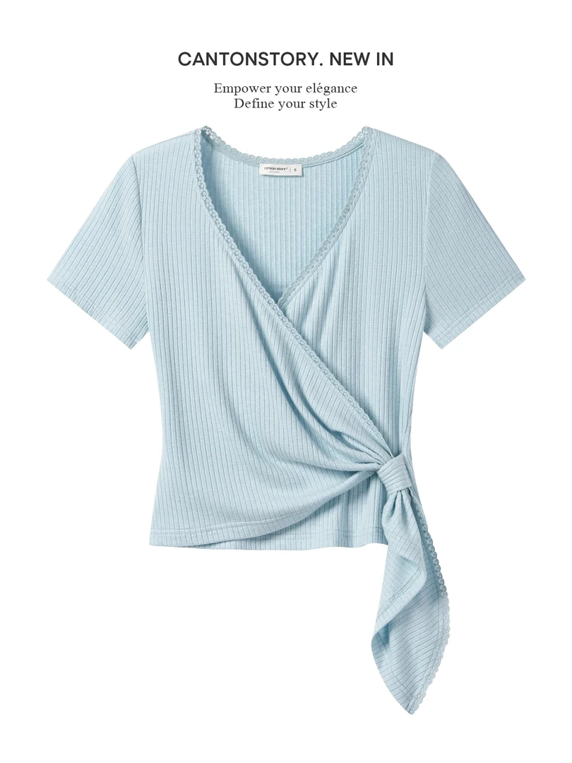 羊城故事-蓝色V领蕾丝花边短袖T恤女宽松绑带显瘦上衣 Y50550265