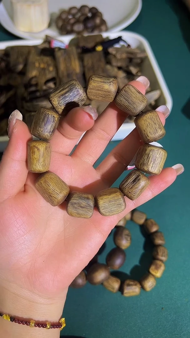 【闪购商品】沉香手串沉浮老料树心油单圈白棋21