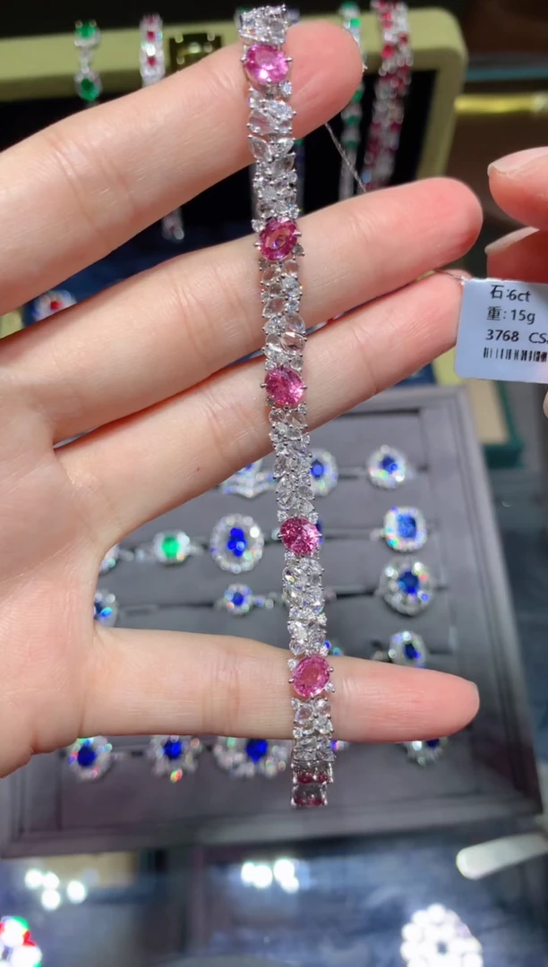 【闪购商品】彩色蓝宝石手链18K金镶嵌6.0CT