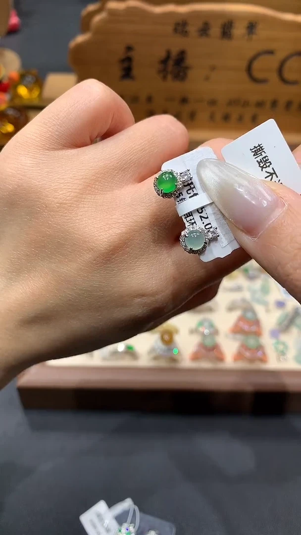 【闪购商品】翡翠耳饰银S925镶嵌ab款耳钉