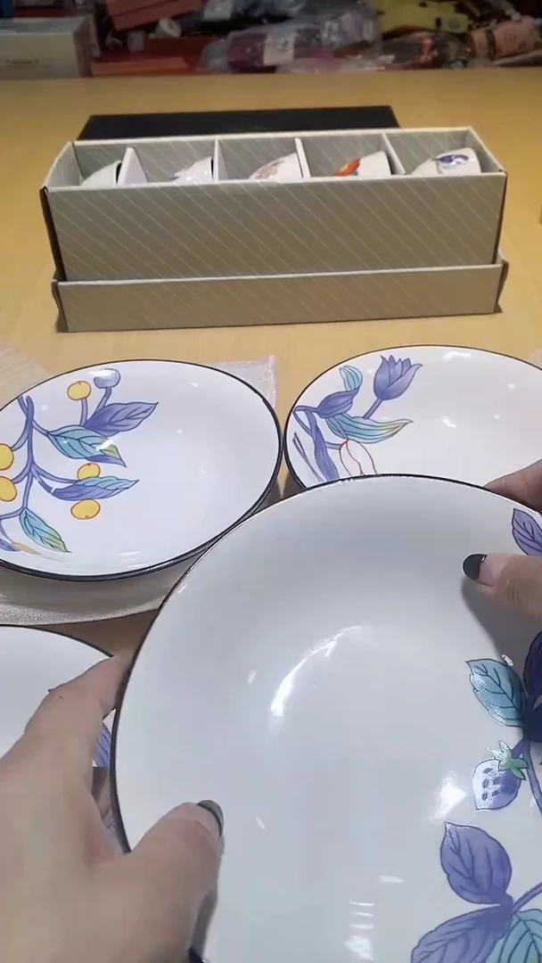 【闪购商品】瓷片锅碗瓢盆一件不剩
