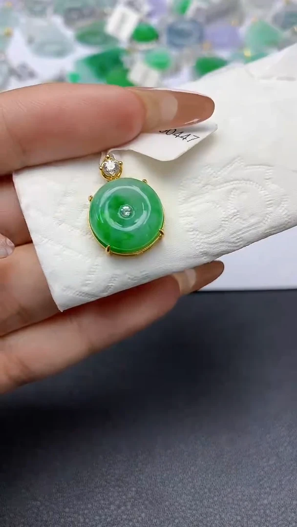 颈饰银S925镶嵌翡翠a货假一赔三支持复检百元上9元证书费自理