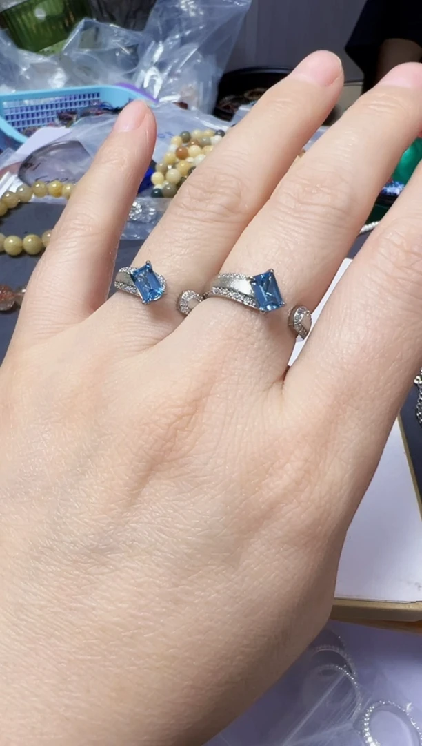 银S925镶嵌戒指托帕石1111M183多样性发一