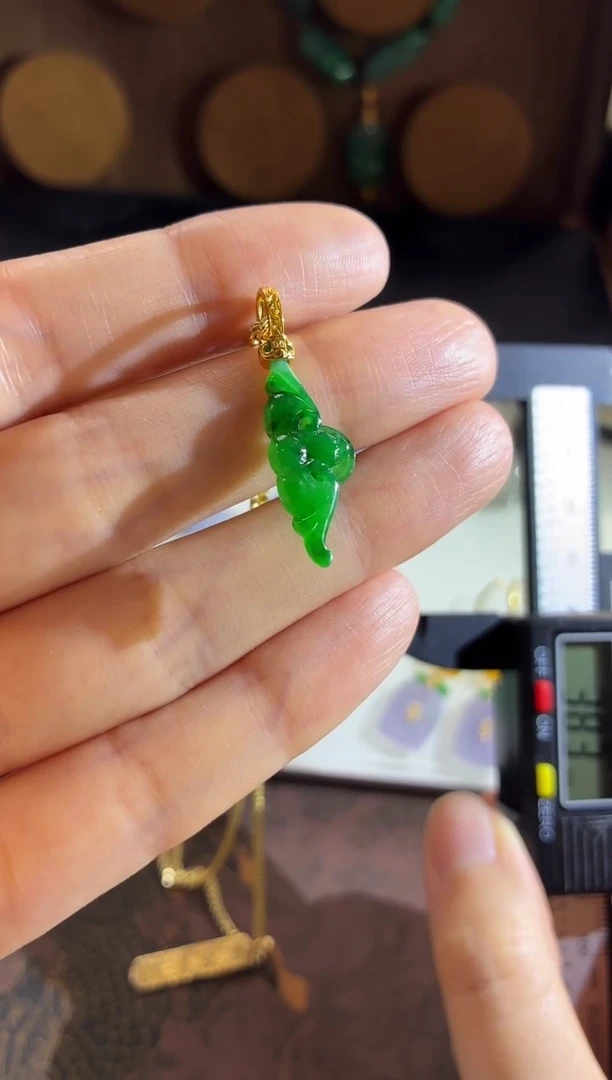 吊坠(不含链)18K金镶嵌翡翠吊坠