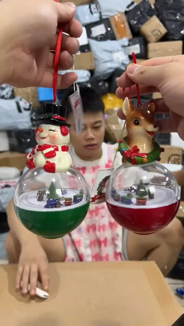 瓷片圣诞先生 红绿吊球2件套
