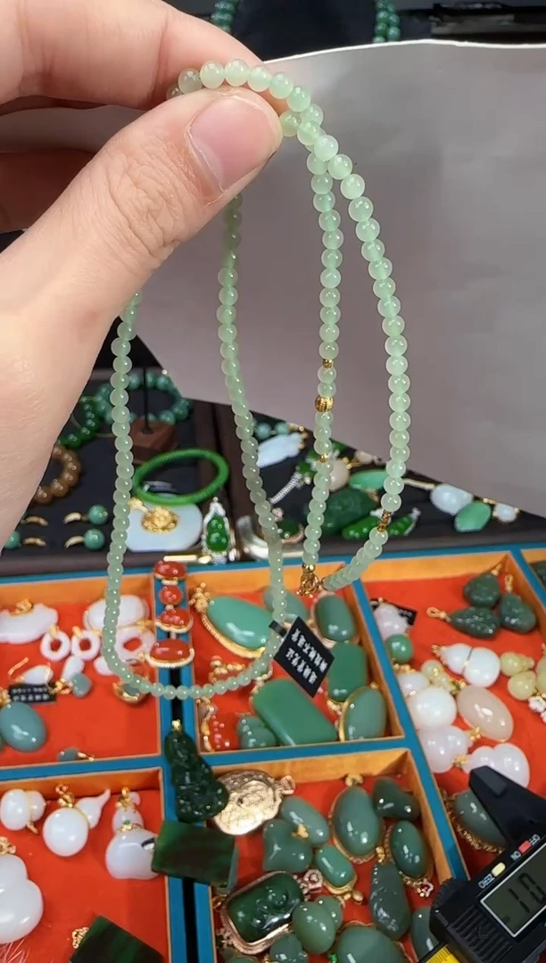 吊坠(不含链)未镶嵌和田玉1