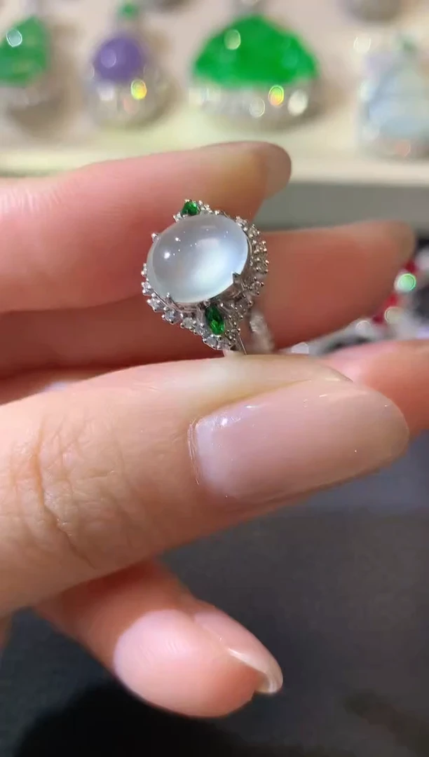 【闪购商品】翡翠戒指18K金镶嵌A15翡翠多样性发一件