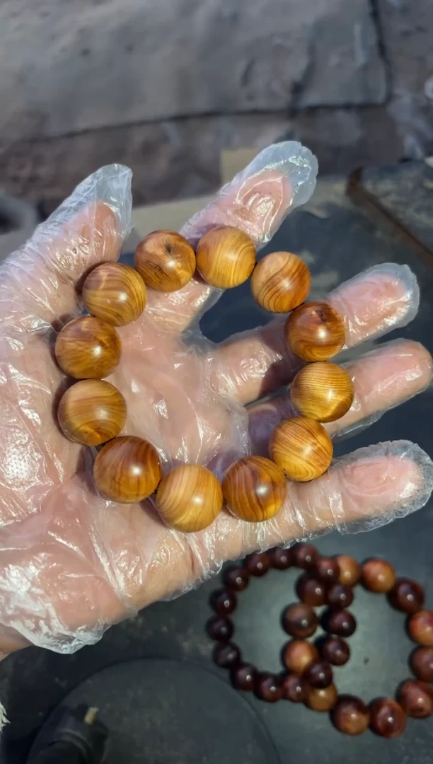 【闪购商品】柏木（崖柏）送大哥一串崖柏手串