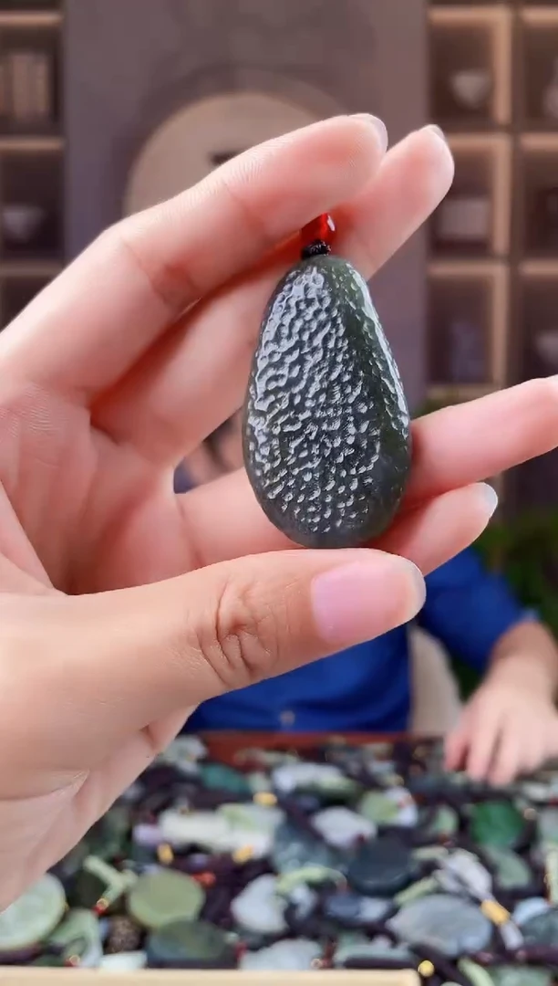 未镶嵌和田玉挂件拍一发一，多样性发货