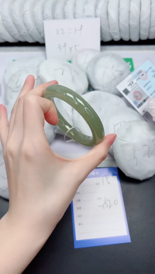 未镶嵌手镯和田玉15-55.5QS4