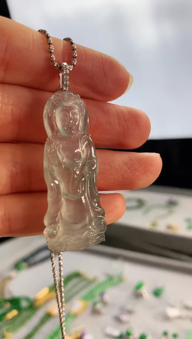 【闪购商品】翡翠吊坠(不含链)18K金镶嵌吊坠