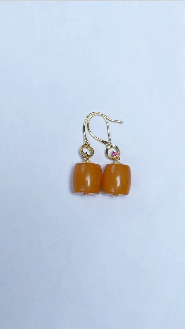 蜜蜡银S925镶嵌耳饰焦皮桶珠耳饰