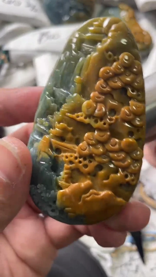 颈饰未镶嵌翡翠8