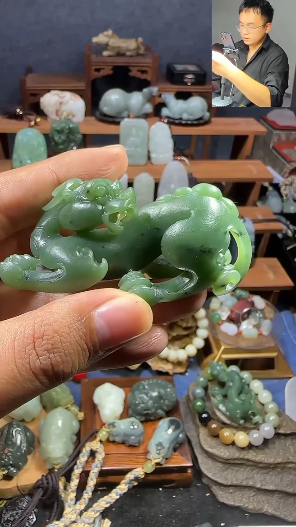 颈饰未镶嵌和田玉桃*1