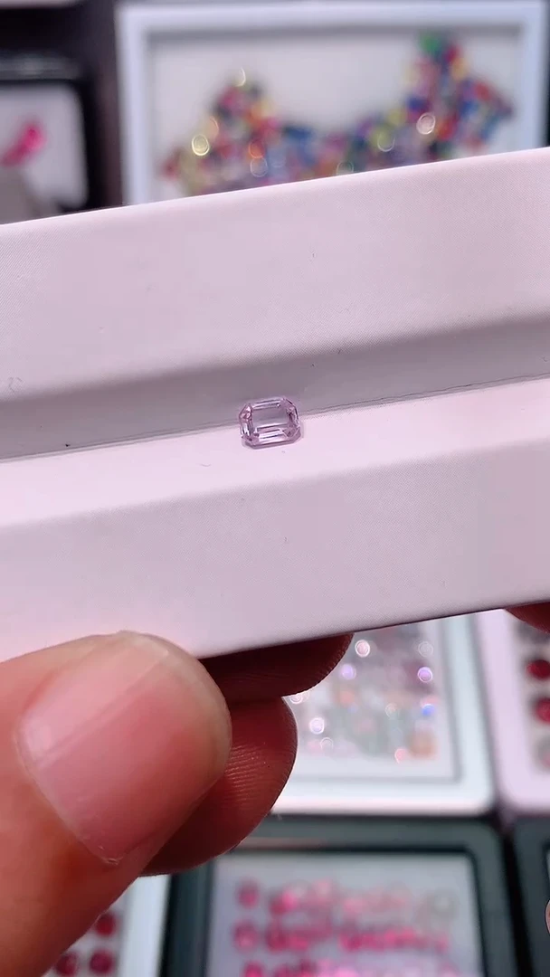 【闪购商品】尖晶石裸石未镶嵌粉丝福利0.35