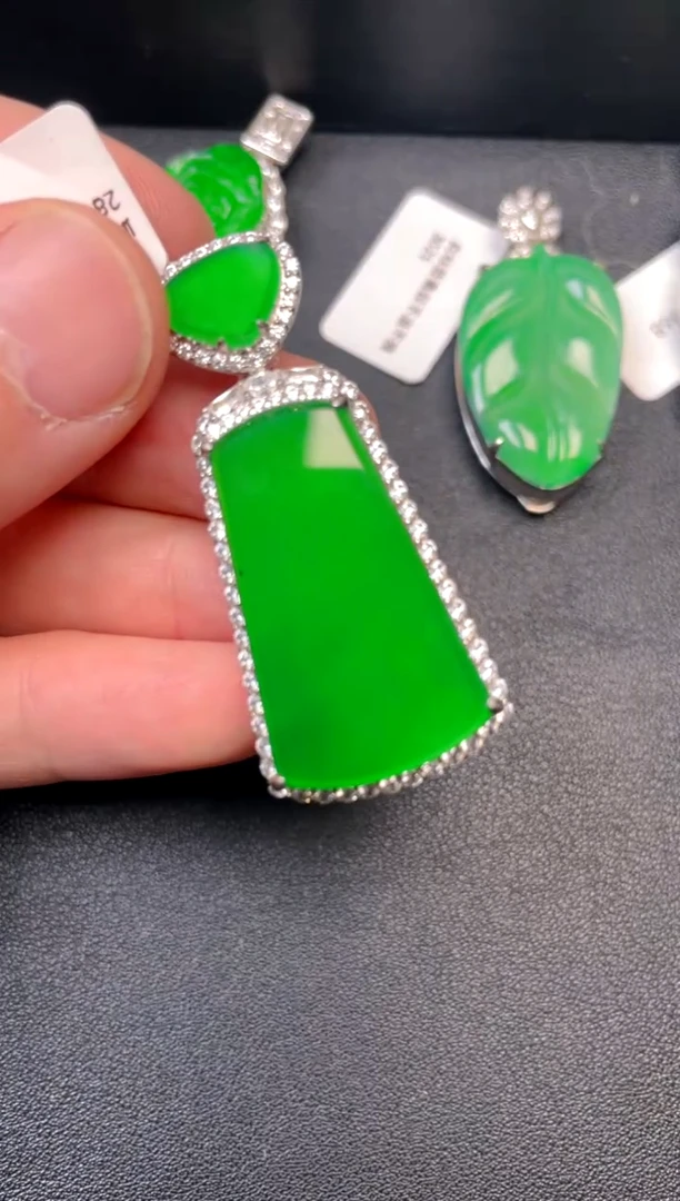 吊坠(不含链)银S925镶嵌翡翠吊坠