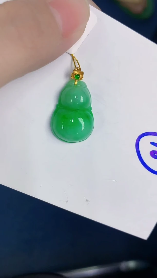 颈饰18K金镶嵌翡翠天然翡翠缅甸A货