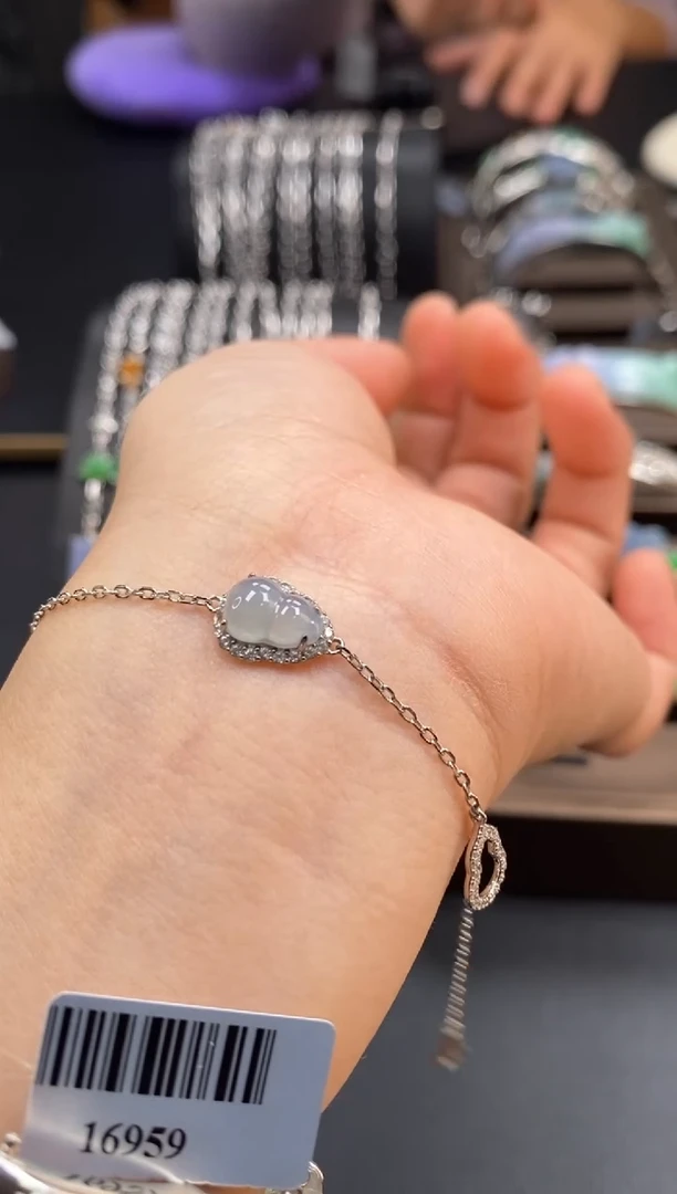 颈饰未镶嵌翡翠净货多样性发一16652